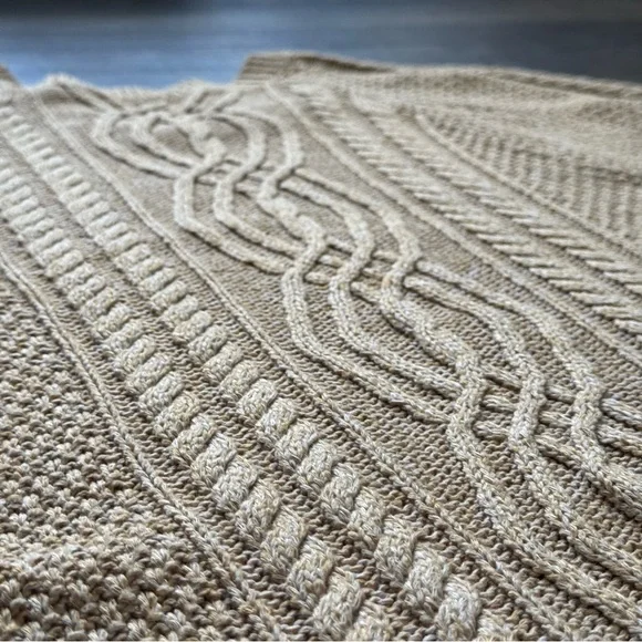 L.L. Bean Signature Sweater Size XS Yellow - Picture 8 of 9